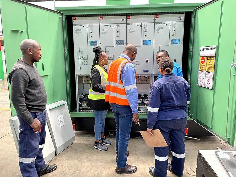 Factory acceptance test MV switchgear